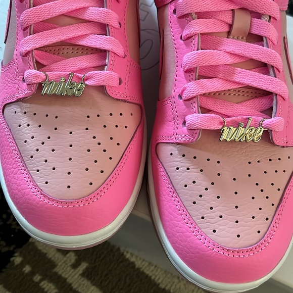 Nike Pink Dunk Low Sneakers Classic Design - Picture 5 of 8